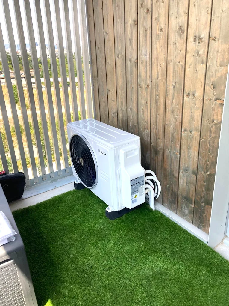 Installation climatisation cassette Lyon - réalisation professionnelle